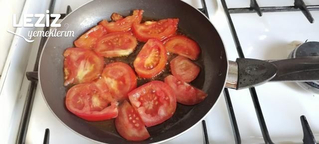 Kahvaltılık Kaşarlı Domates Tarifi