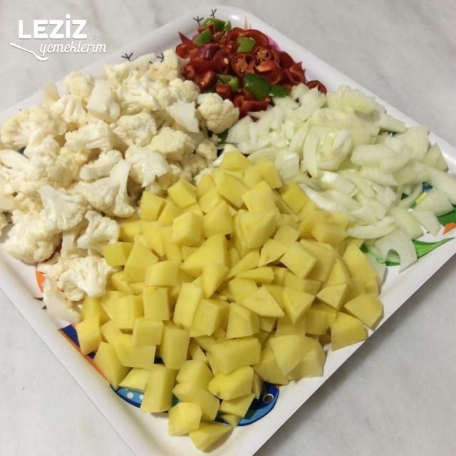 Fırında Soslu Sebzeler