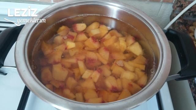 Ev Yapımı Şeftali Suyu Tarifi