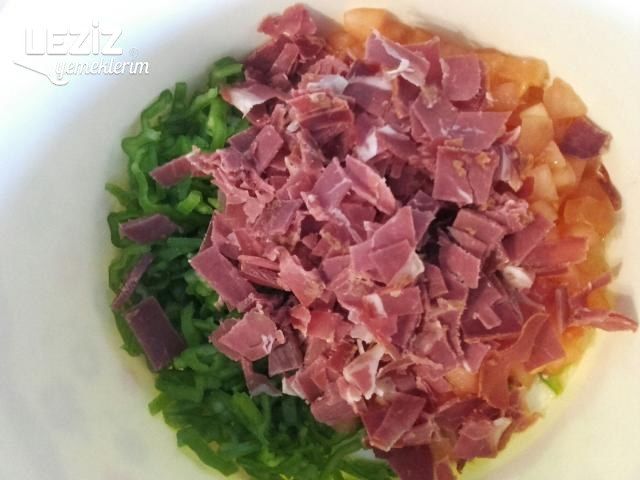 Çıtır Çıtır Paçanga Böreği Tarifi