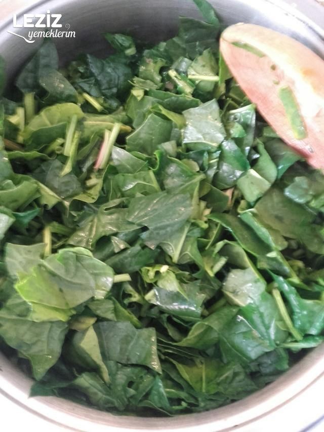 Ispanak Kavurma Nasıl Yapılır