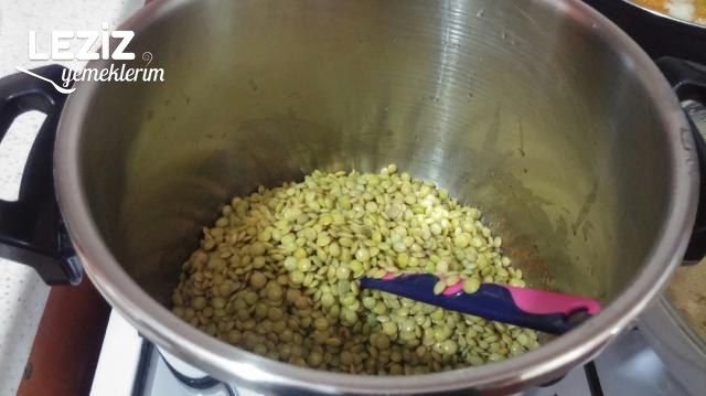 Kıymalı Mercimek Yemeği (Düdüklü Tencerede)