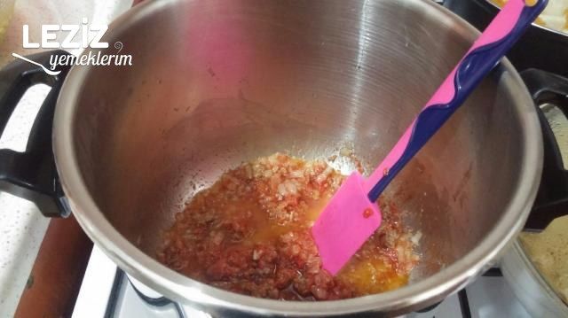 Kıymalı Mercimek Yemeği (Düdüklü Tencerede)