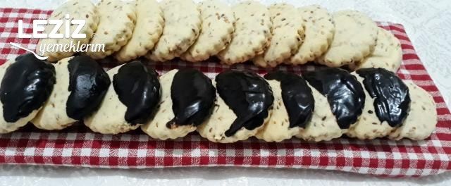 Anında Bitecek Susamlı Kurabiye