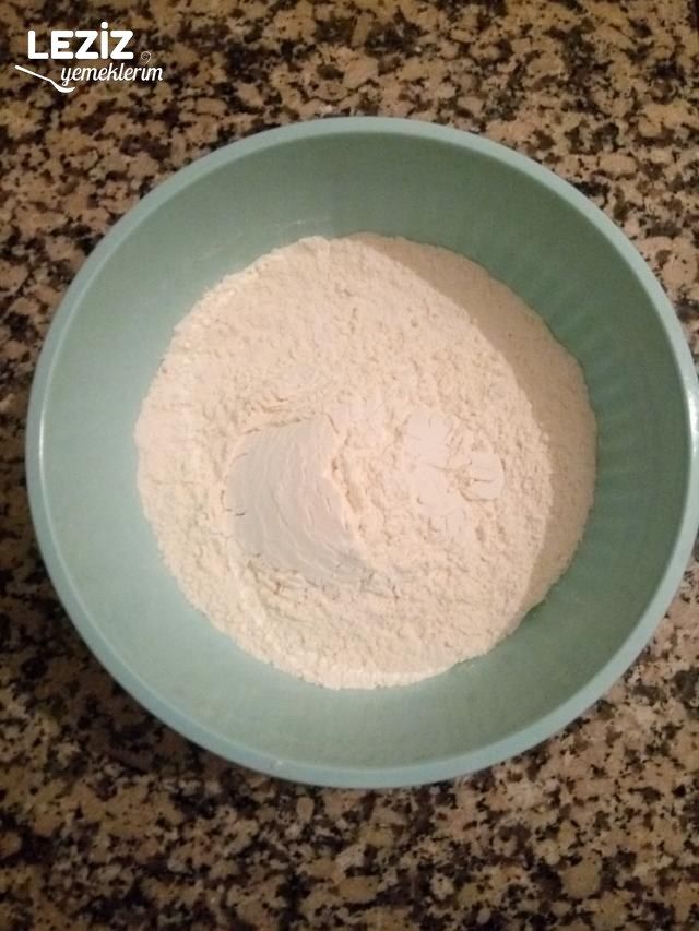 Mis Gibi Yumuşacık Yağ Çekmeyen Pişi