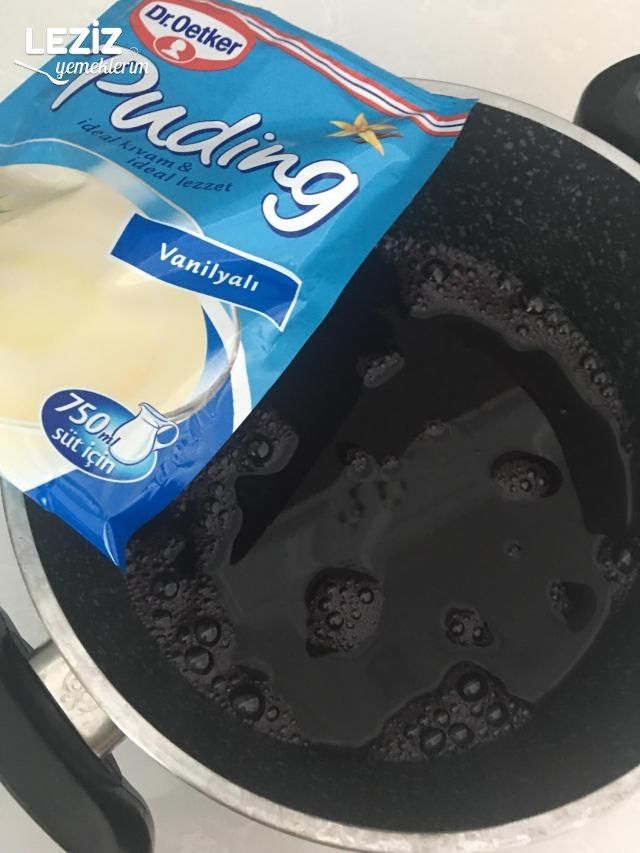 Kara Üzümlü Puding