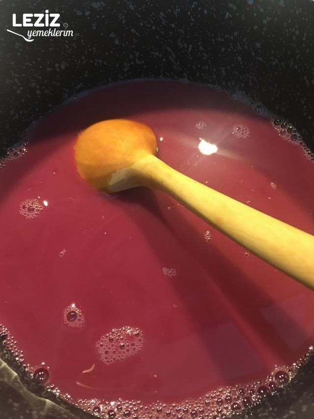 Kara Üzümlü Puding