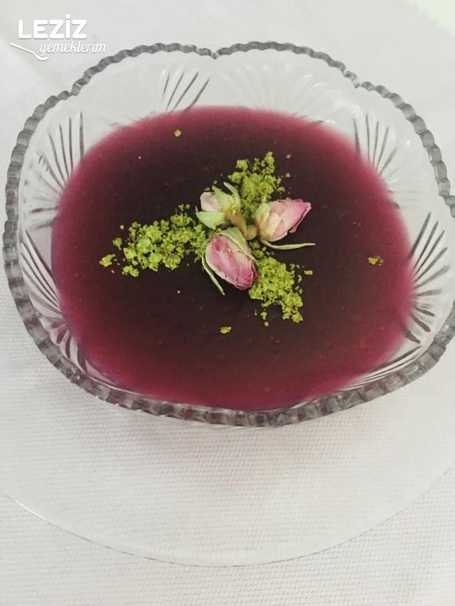 Kara Üzümlü Puding