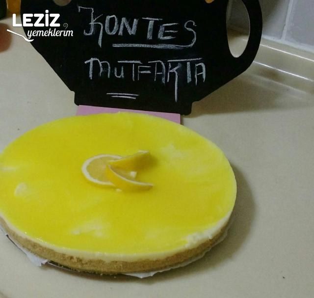 Meyveli Soslu Cheesecake