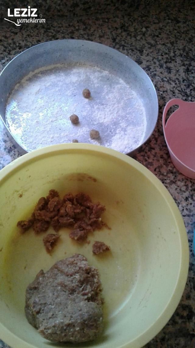 Bulgurlu Sulu Köfte Tarifi