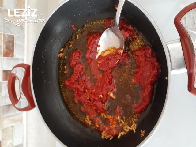 Evde Islak Hamburger Yapımı