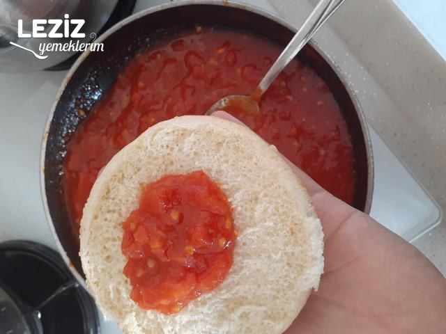 Evde Islak Hamburger Yapımı