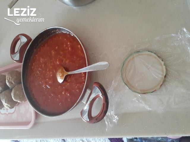 Evde Islak Hamburger Yapımı