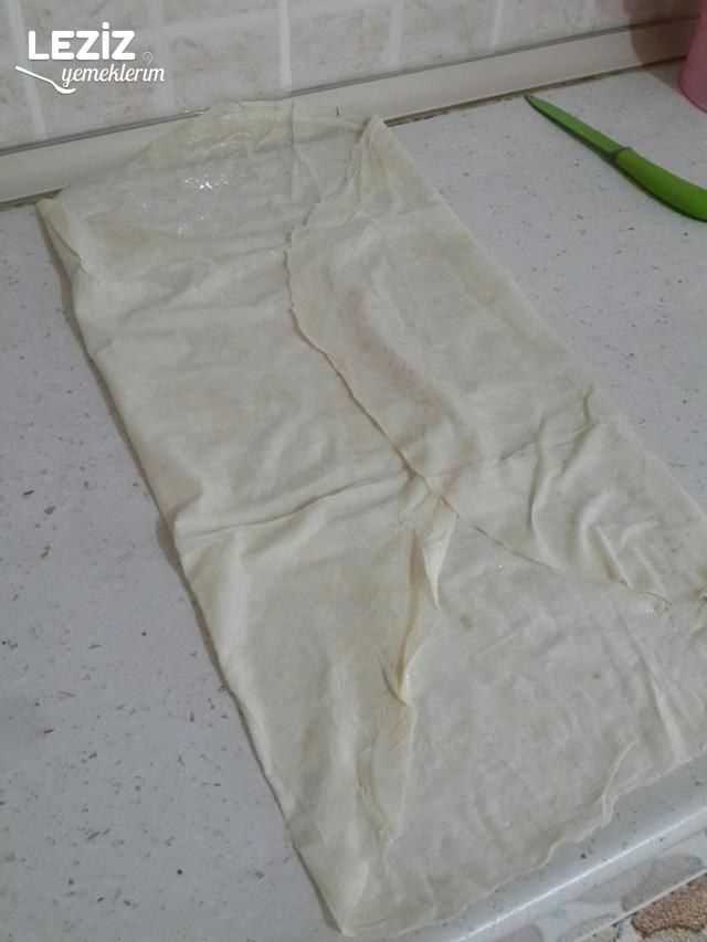 Milföy Tadında Kat Kat Börek