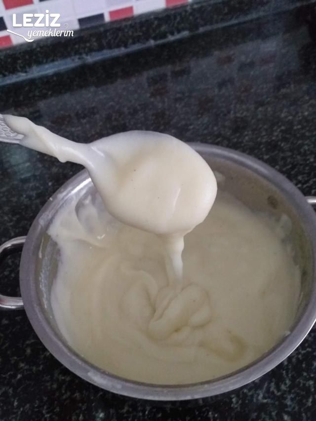 Patates Püresi Eşliğinde Mantarlı Tavuk Sote