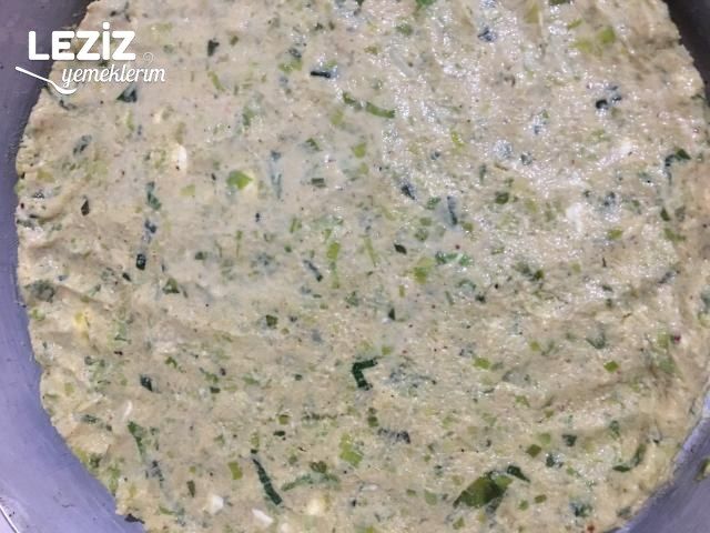 Mısır Unlu Prasalı Tart