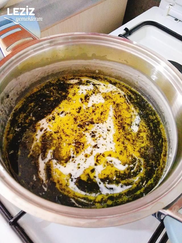 Çiçek Şehriyeli Yayla Çorbası