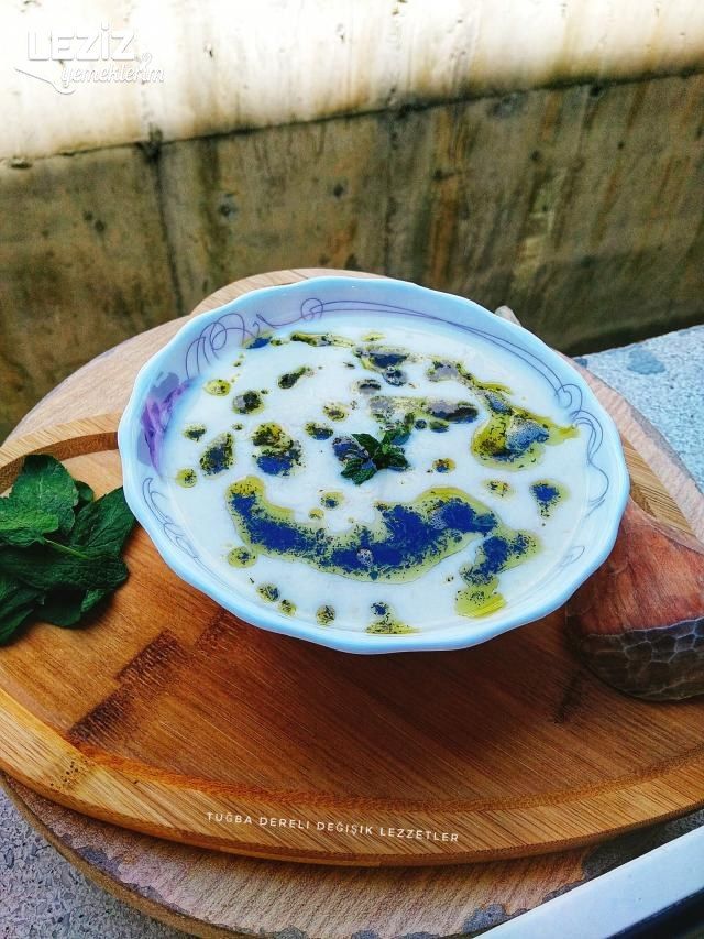 Çiçek Şehriyeli Yayla Çorbası