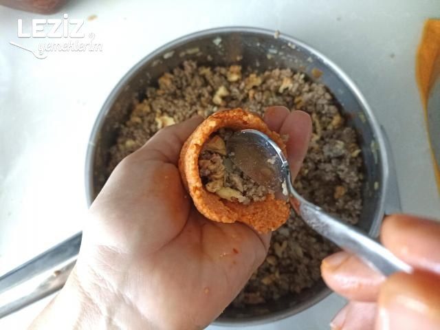 İçli Köfte Nasıl Yapılır