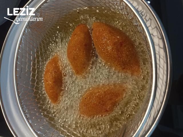 İçli Köfte Nasıl Yapılır