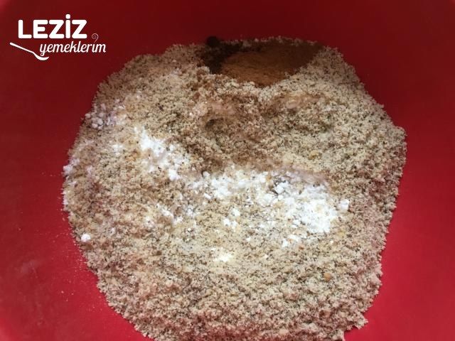 Fındıklı Karanfilli Tarçınlı Kurabiye