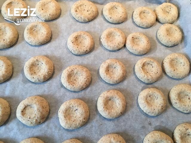 Fındıklı Karanfilli Tarçınlı Kurabiye