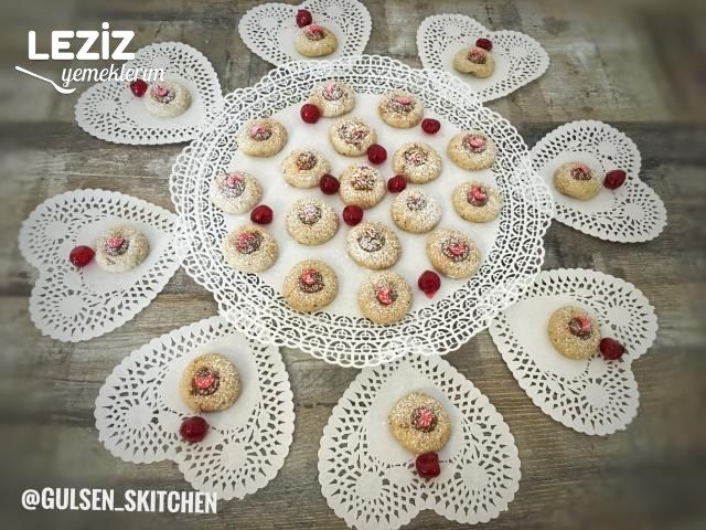 Fındıklı Karanfilli Tarçınlı Kurabiye