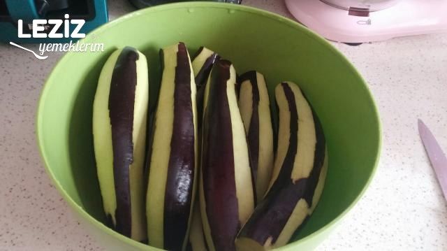 Dondurucu İçin Soslu Patlıcan Kızartması