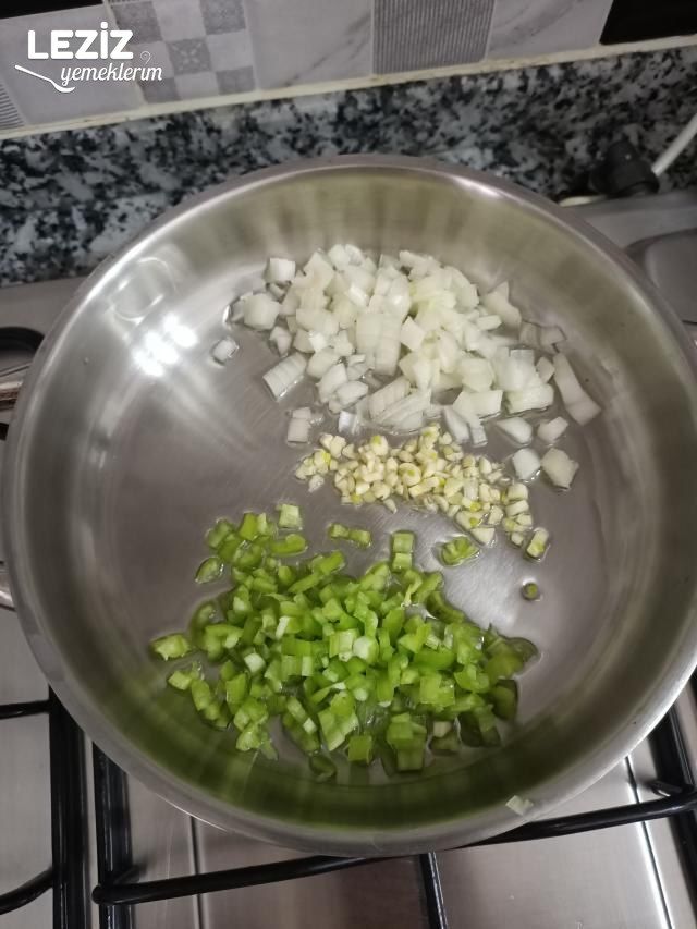 Krepli Tavuklu Bohça Kebabı Tarifi