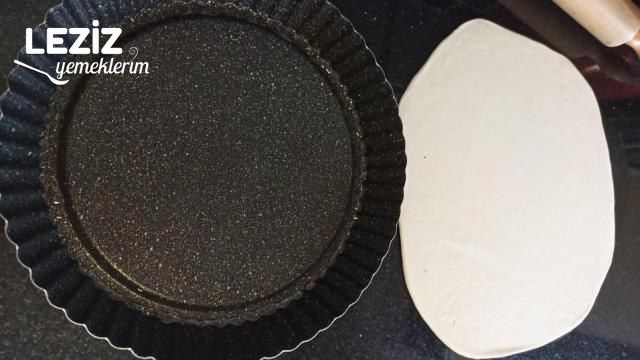 Milföy Hamuru İle Pratik Pazılı Kiş