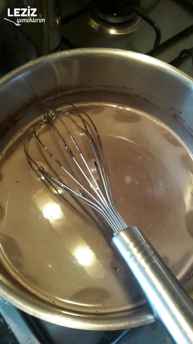 İki Renkli Muhallebi Nasıl Yapılır