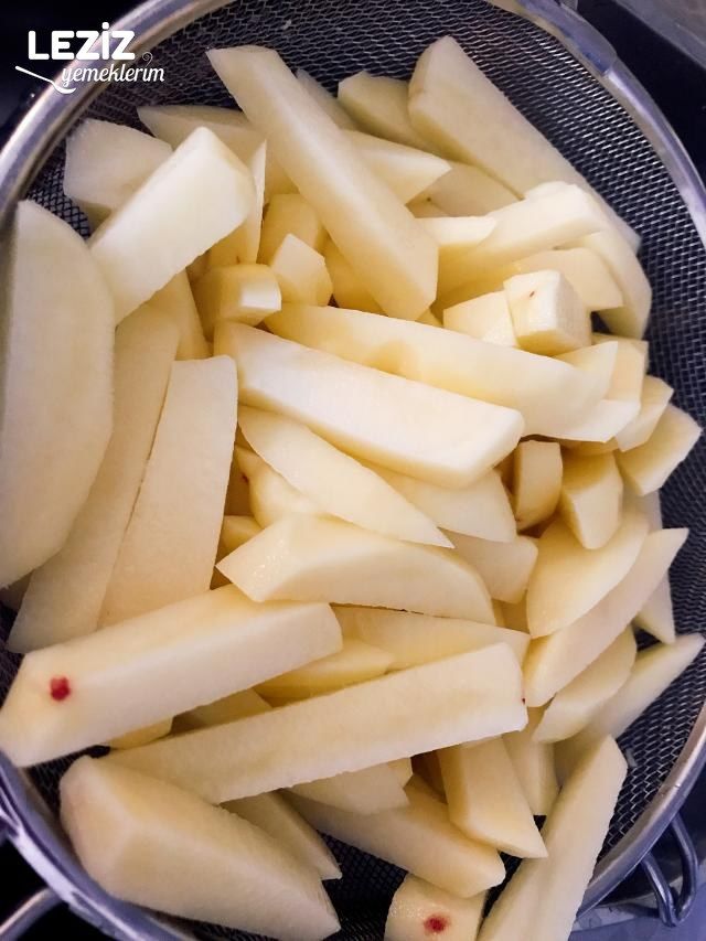 Kıymalı Patatesli Musakka