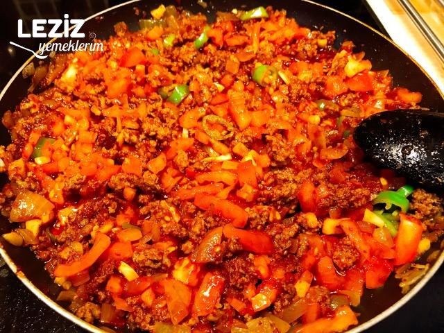 Kıymalı Patatesli Musakka