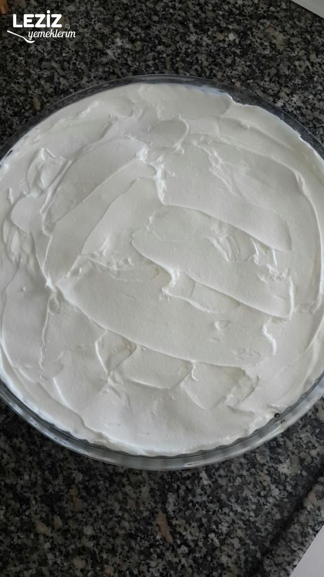 Bol Çikolatalı Ağlayan Kek