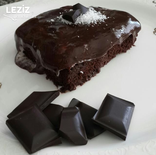 Bol Çikolatalı Ağlayan Kek