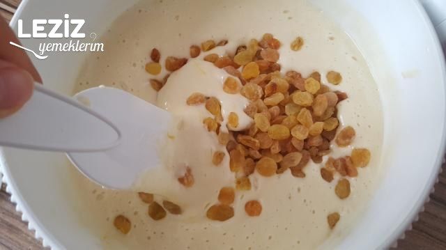 Nişastalı Pamuk Kek (Limonlu Ve Üzümlü)