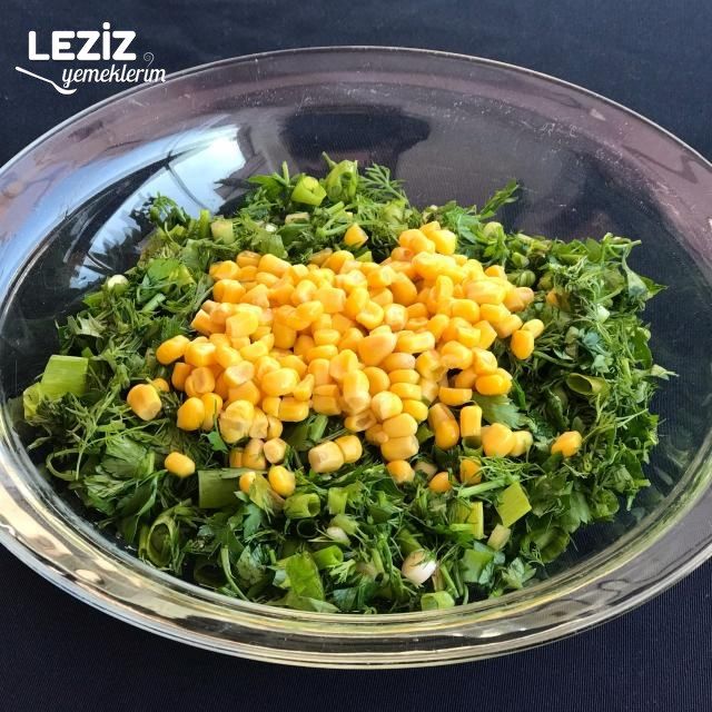 Pancarlı Pirinç Salatası