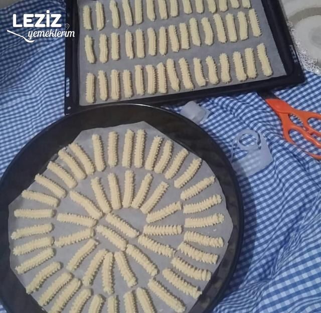 Tırtıl Kurabiye (Aşamalı Anlatım)