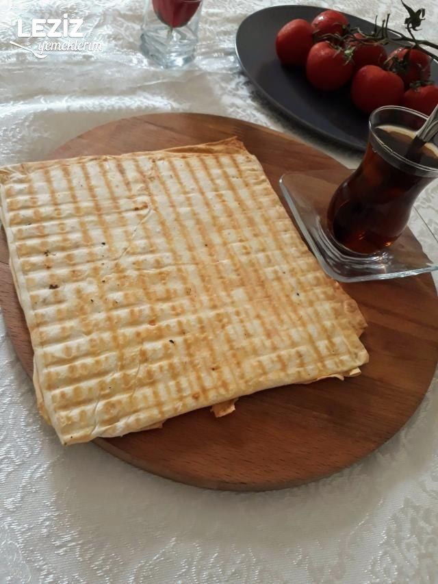 Tost Makinasında Kolay Gözleme