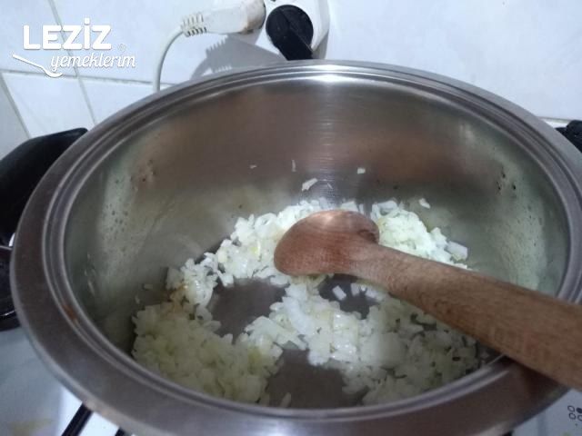 Tam Ölçülü Ezogelin Çorbası