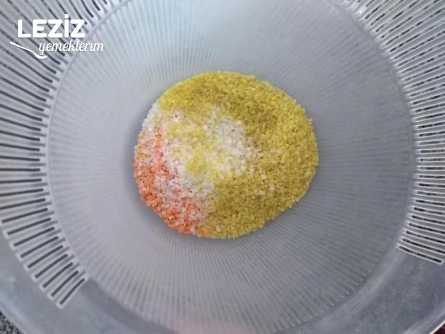 Tam Ölçülü Ezogelin Çorbası - Leziz Yemeklerim