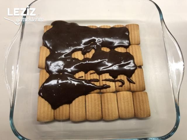 5 Dakikada Hazır 3 Malzemeli Pasta