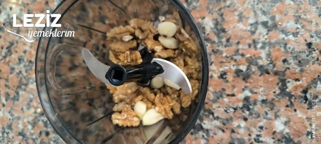 Kalamar Sosu Tarator