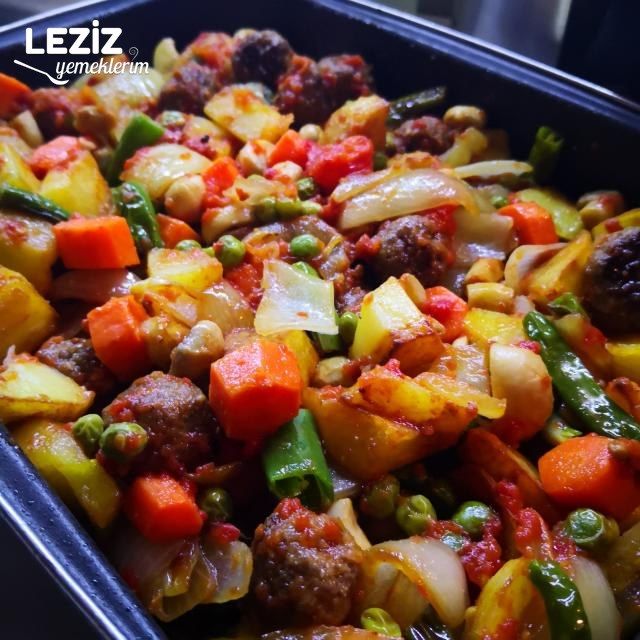 Köfteli Avcı Kebabı Tarifi