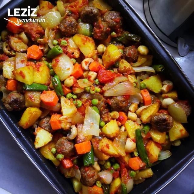 Köfteli Avcı Kebabı Tarifi