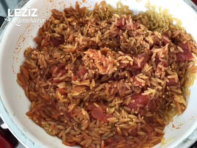 Naneli Arpa Şehriye Pilavı