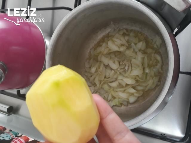 Mercimek Çorbası (Harika Lezzet Ve Sunum)