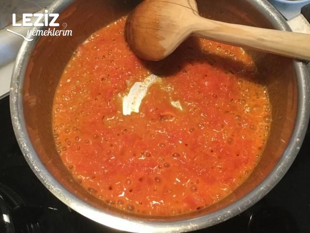 Domatesli Kuskus Pilavı Tarifi