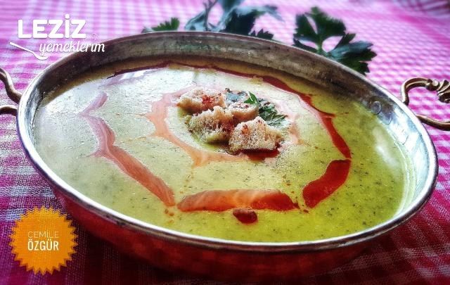 Patatesli Kereviz Sapı Çorbası