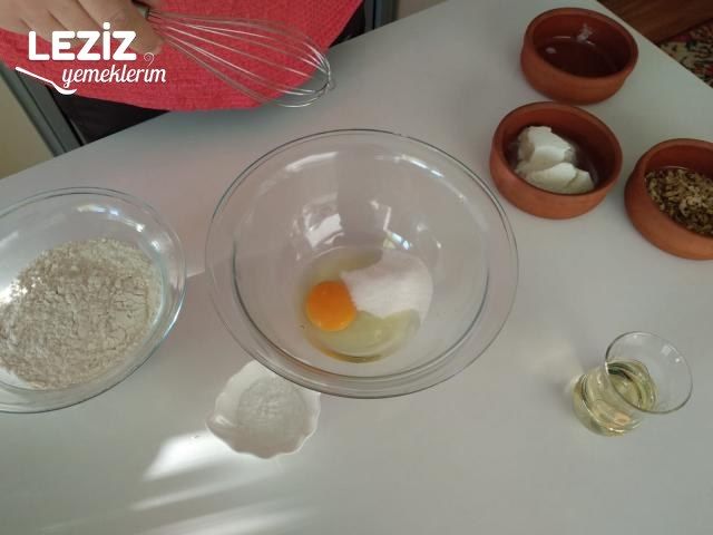 Pudingli Cevizli Tatlı (Az Malzemeli Ve Çok Kolay)